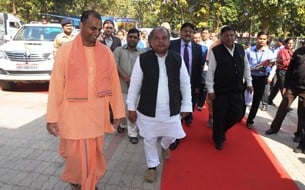 Narendra Singh Tomar, Union Minister, visits Rourkela kitchen