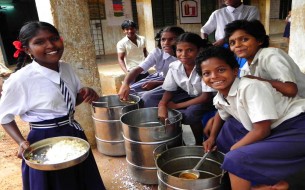 Good food helps make them smart and healthy